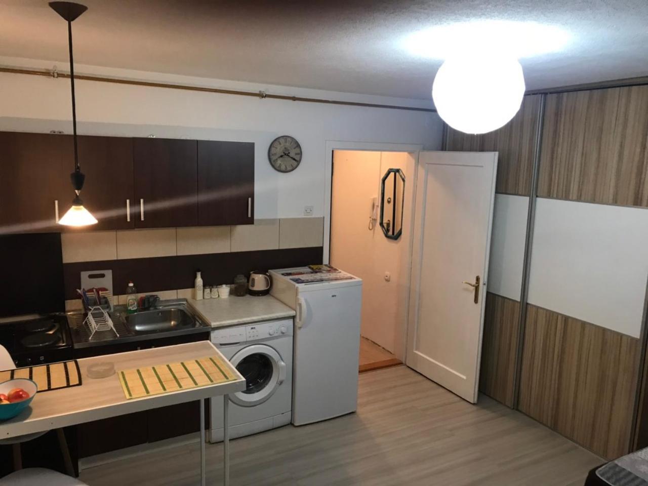 Studio Ella Lägenhet Sarajevo Exteriör bild